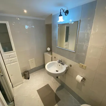 Casa Calu Castel Capuano * Napoli